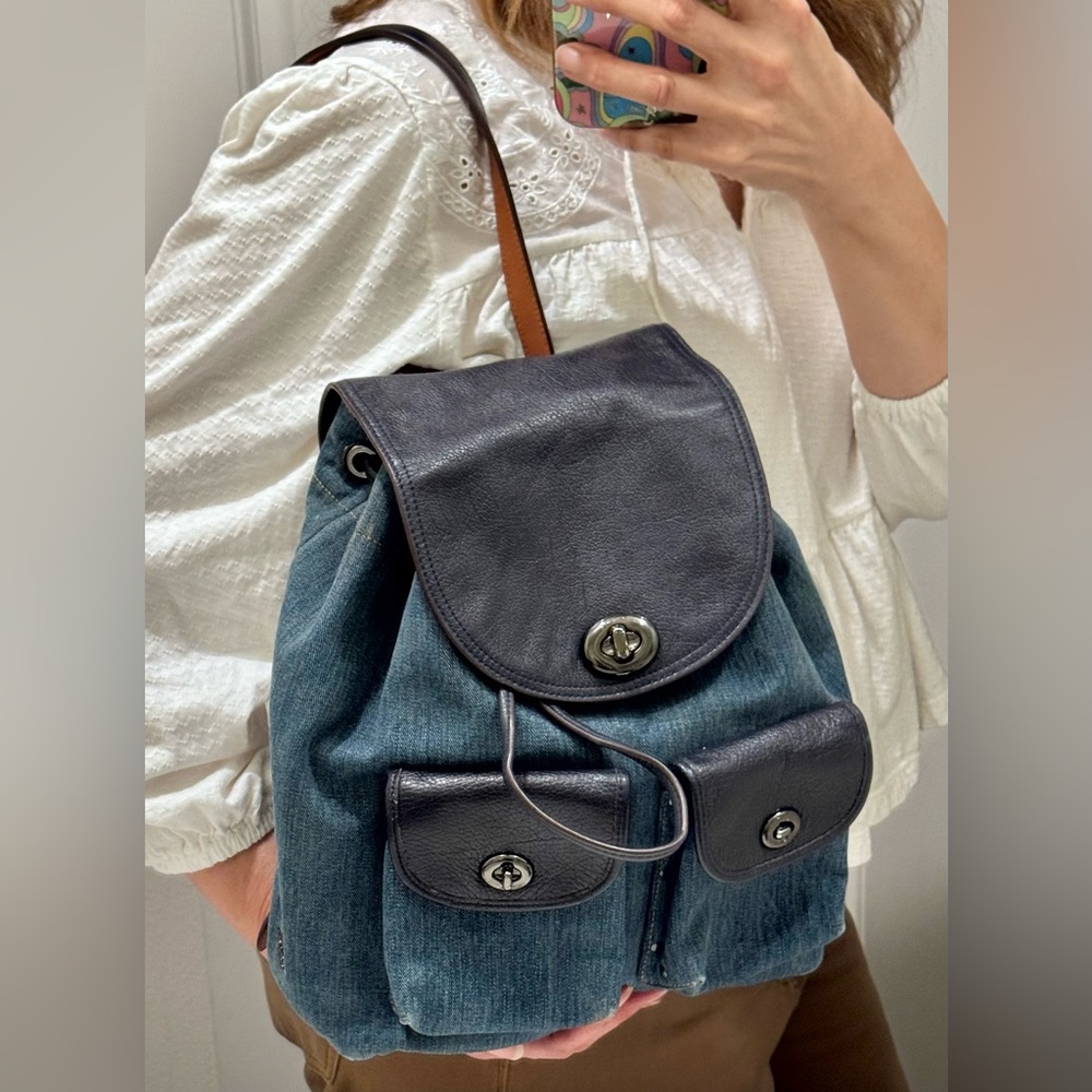 Coach Denim Turnlock backpack Gunmetal Rivets  Navy leather - Picture 7 of 17